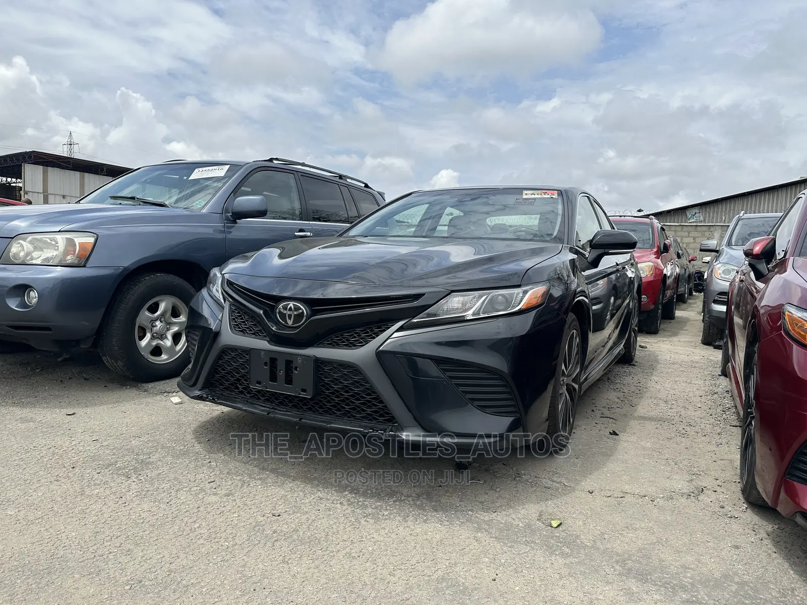 Toyota Camry SE (2.5L 4cyl 8A) 2019 Black