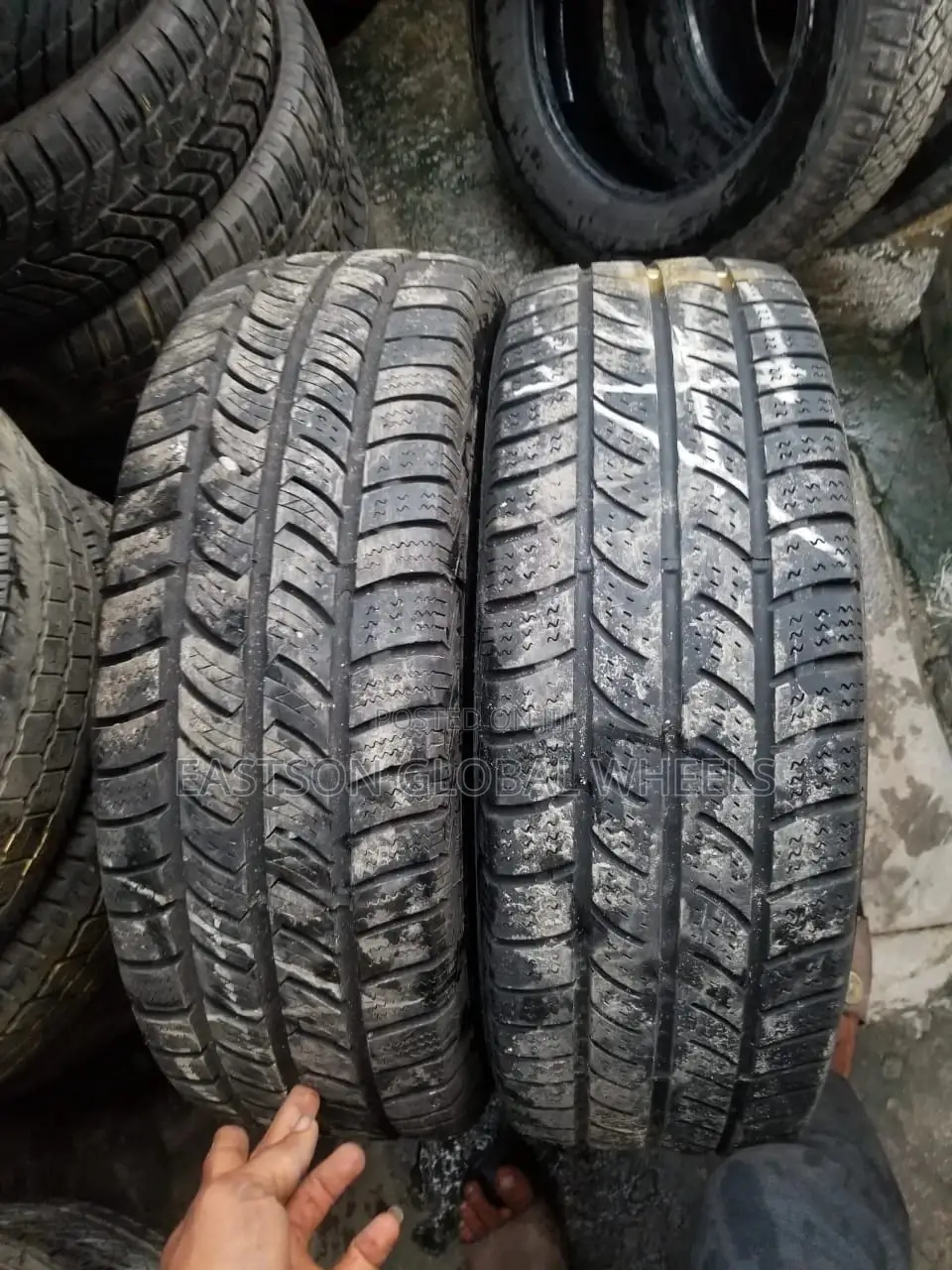 205 65 16C Grade 1