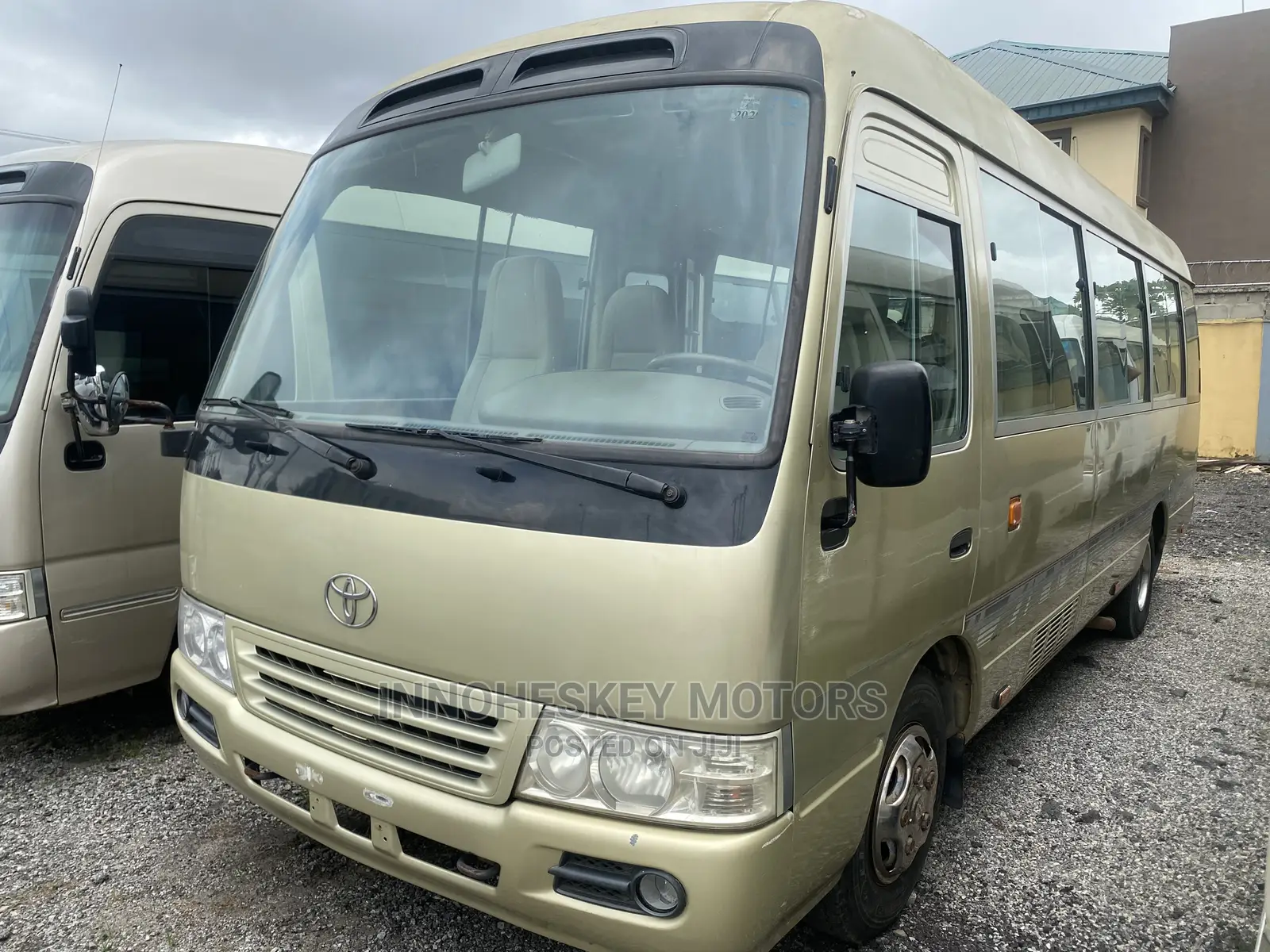 Toyota Coaster 2013 Green