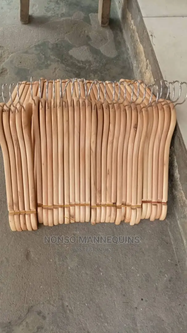 Wooden Clothes Hangers for Hanging Clothes