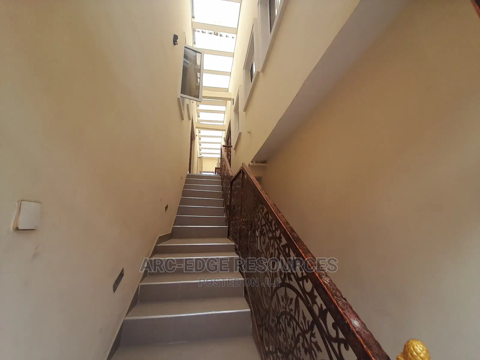 1bdrm Block of Flats in Ago Palace for sale