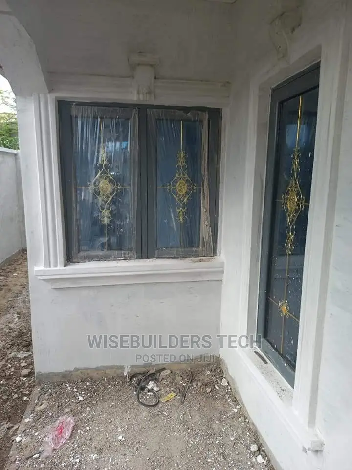 Double Grazing Window