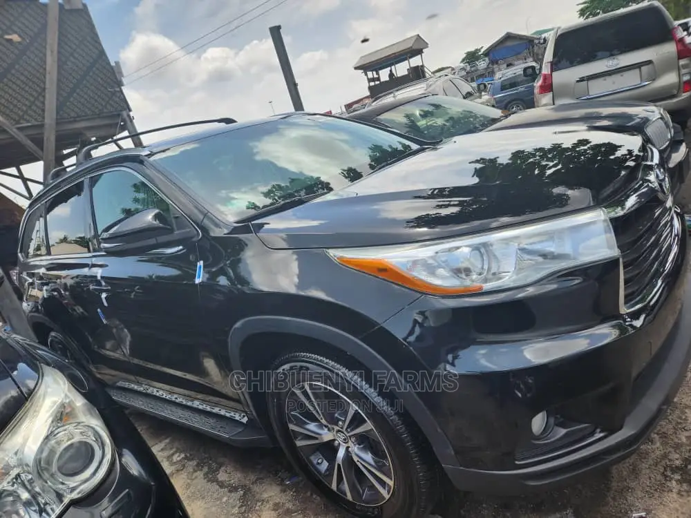 Toyota Highlander 2015 Black