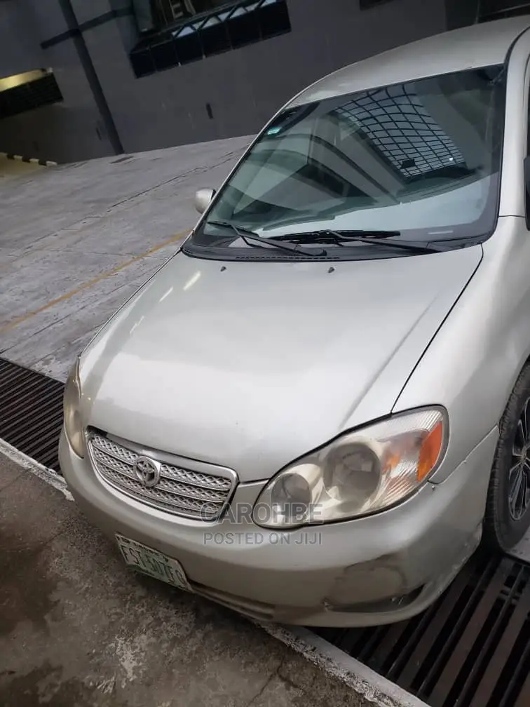 Toyota Corolla LE 2006 Gray
