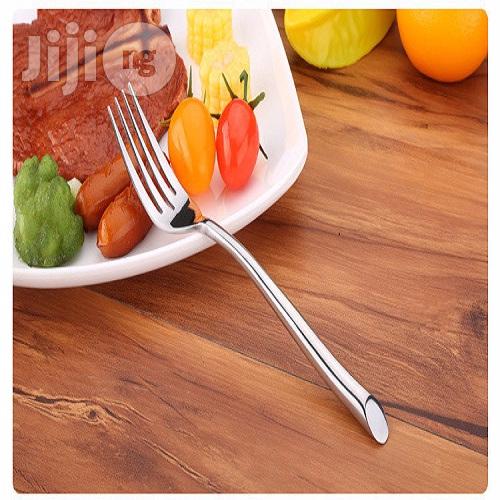 18pcs S/S Cutlery Spoon Swing Steak Knife And Fruit Fork