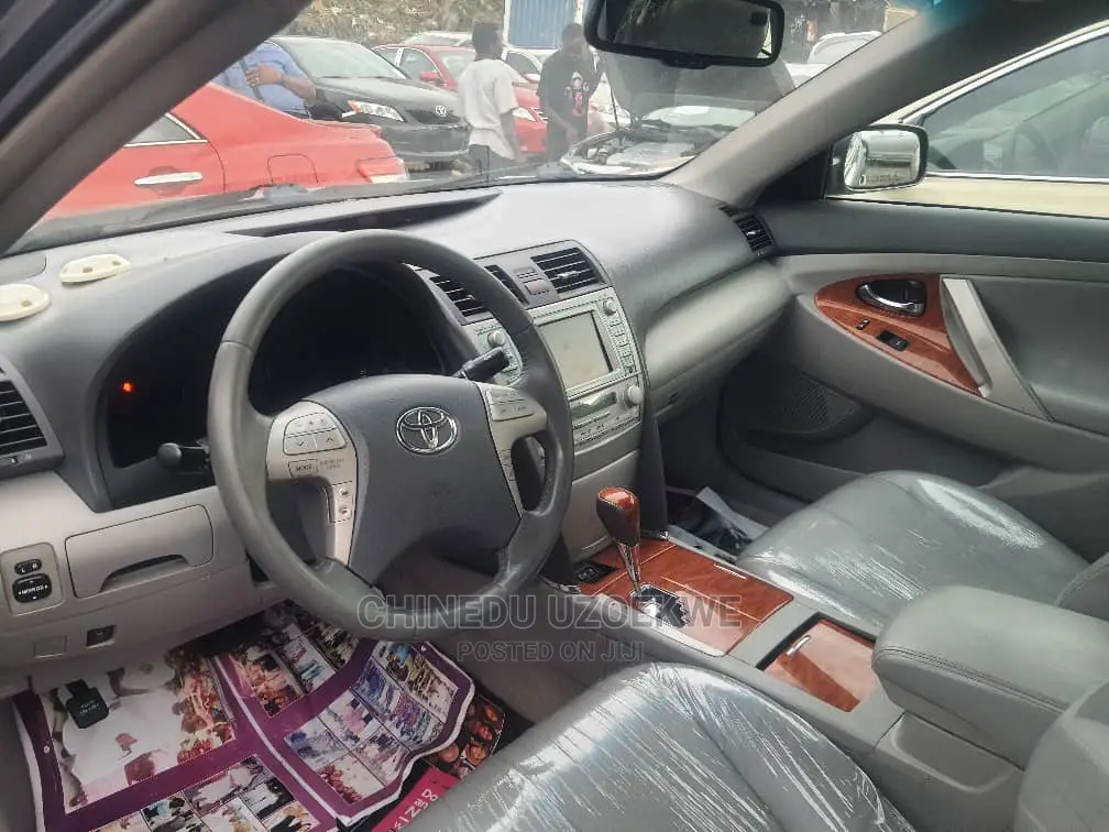 Toyota Camry 2010 Gray