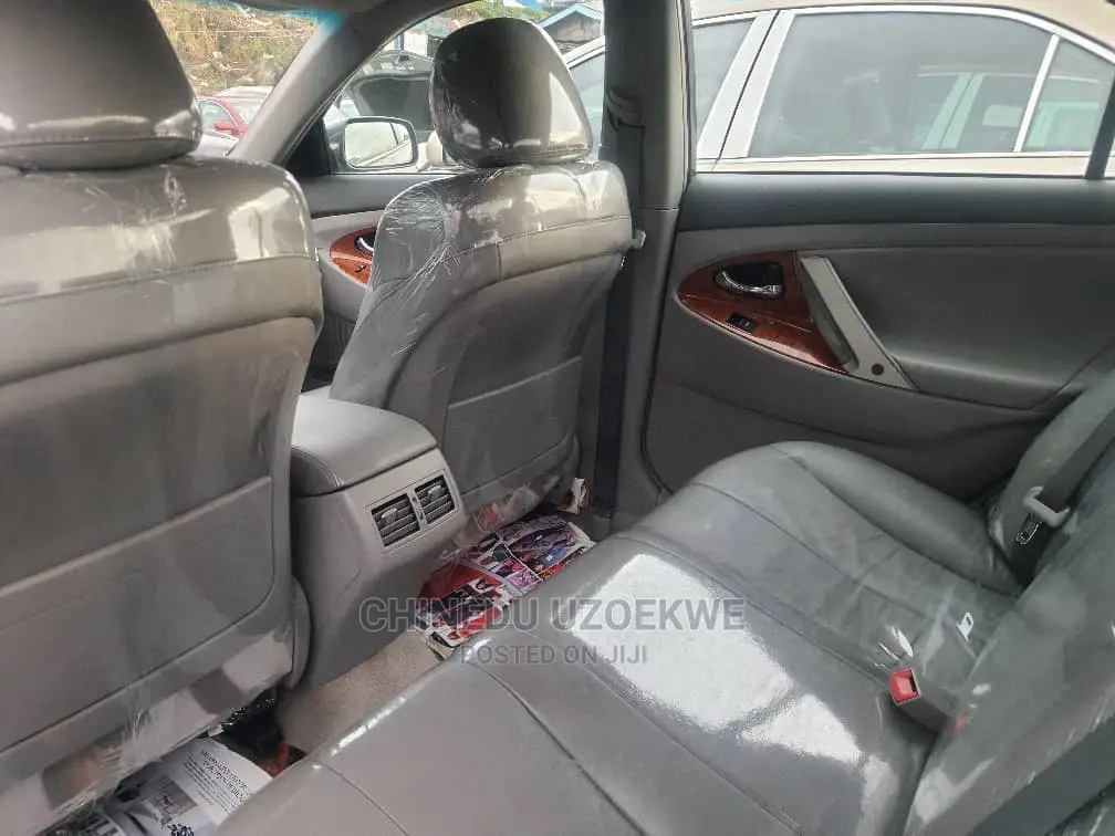 Toyota Camry 2010 Gray