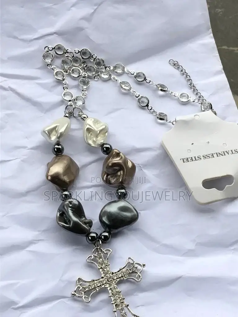Celebrity Necklace 