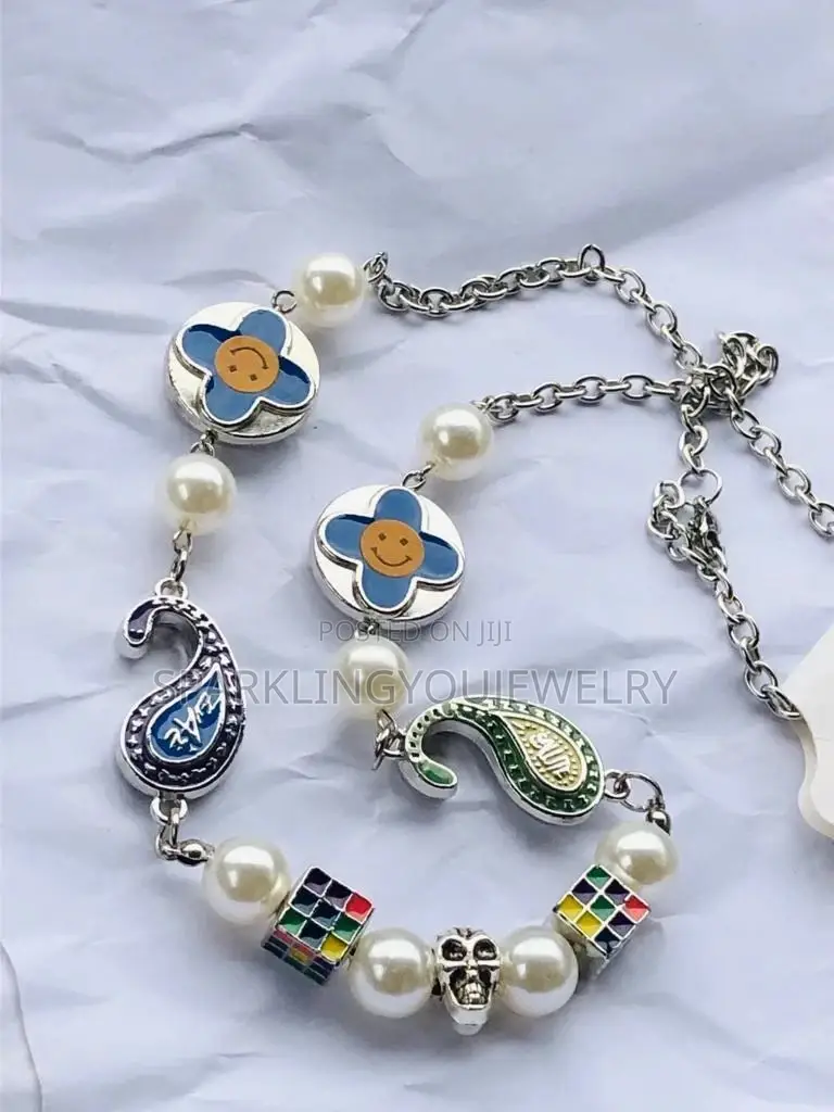 Celebrity Necklace 