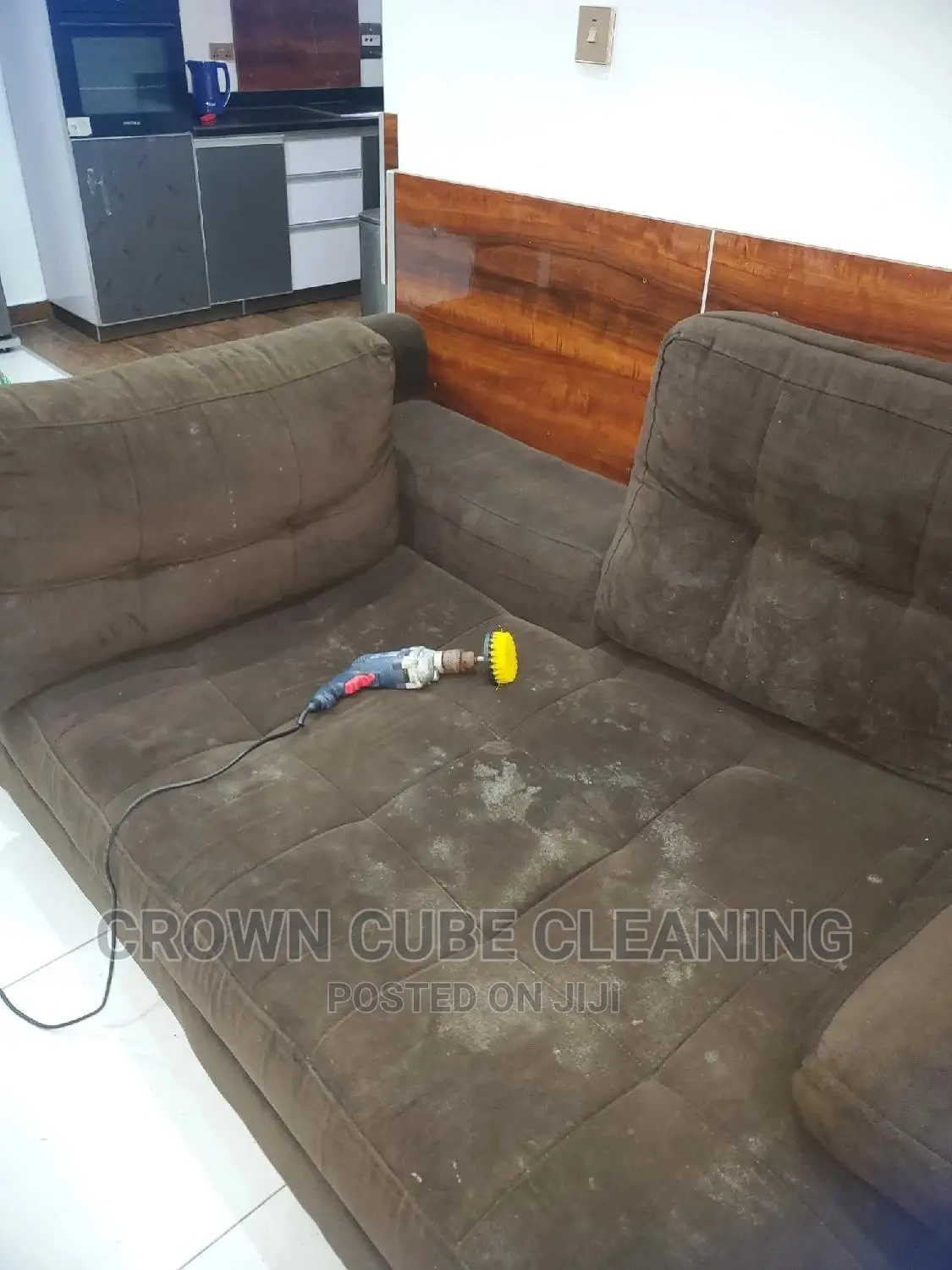 Sofa Cleaning. Rug and Couch Wash and Dry Cleaning