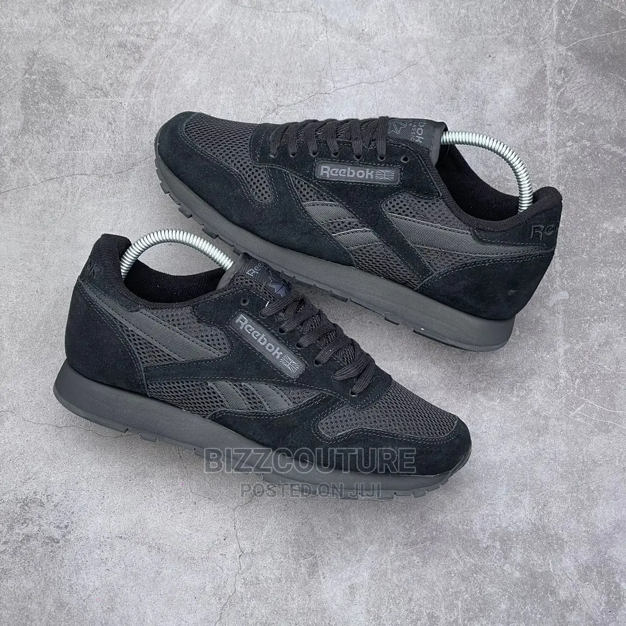 Original REEBOK Sneakers in Store