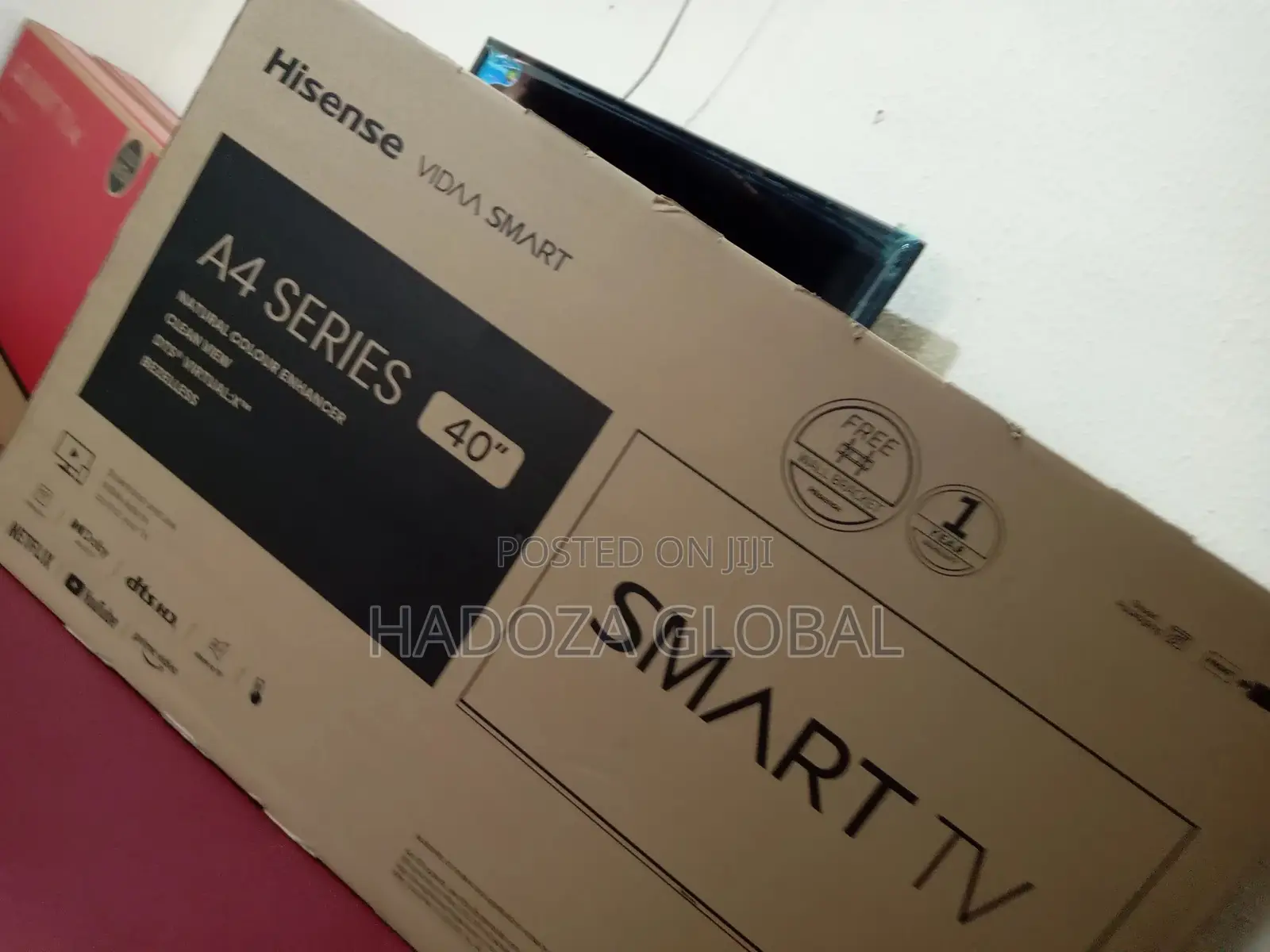 Hisense 40" Smart Vidaa OS TV Brand New