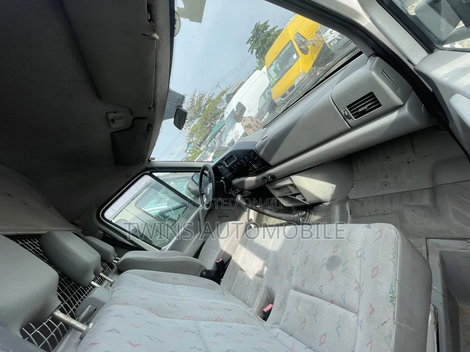 Volkswagen LT 2009 White
