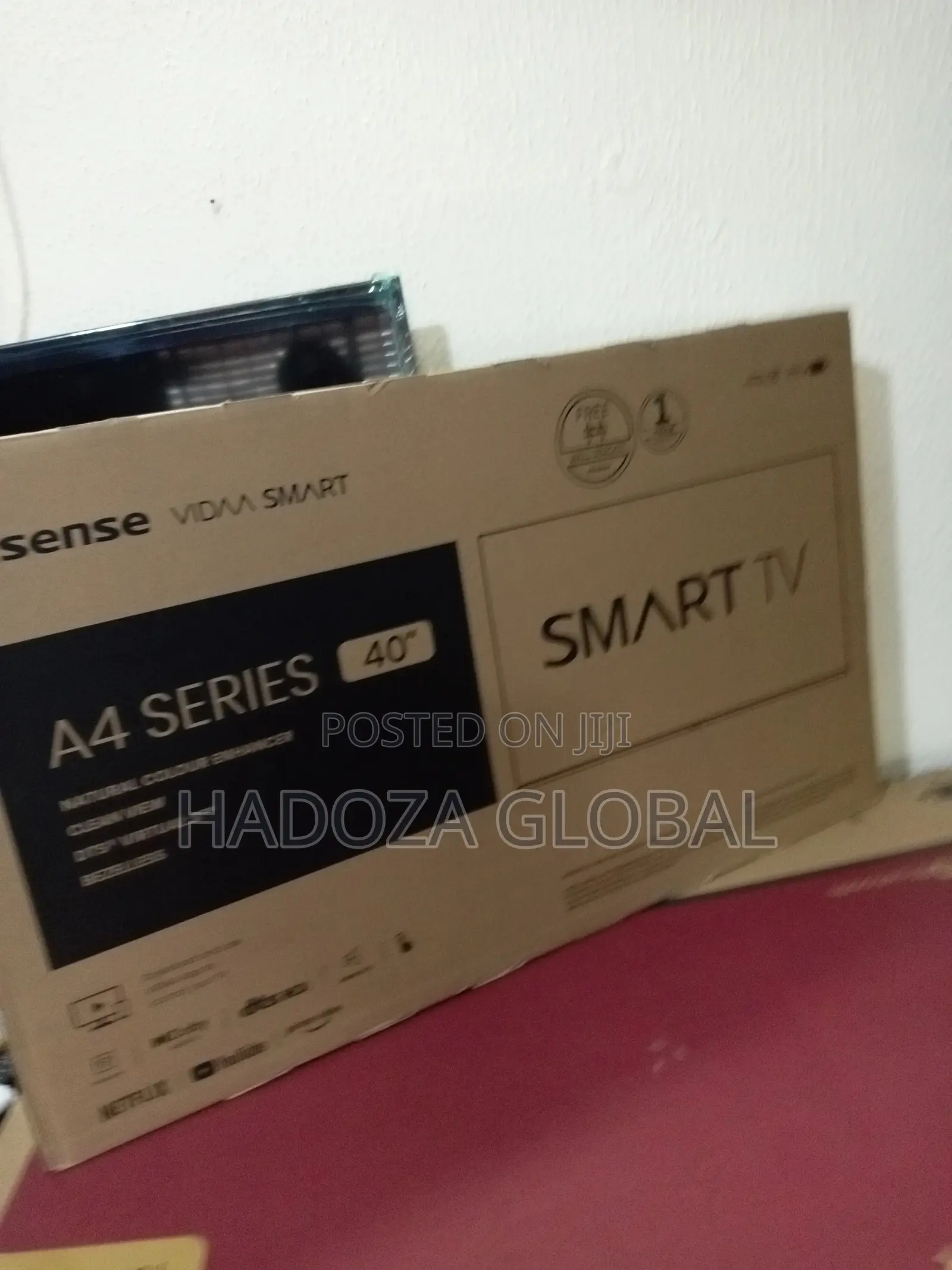 Hisense Television 40" Smart With Vidaa Os + Prime Video