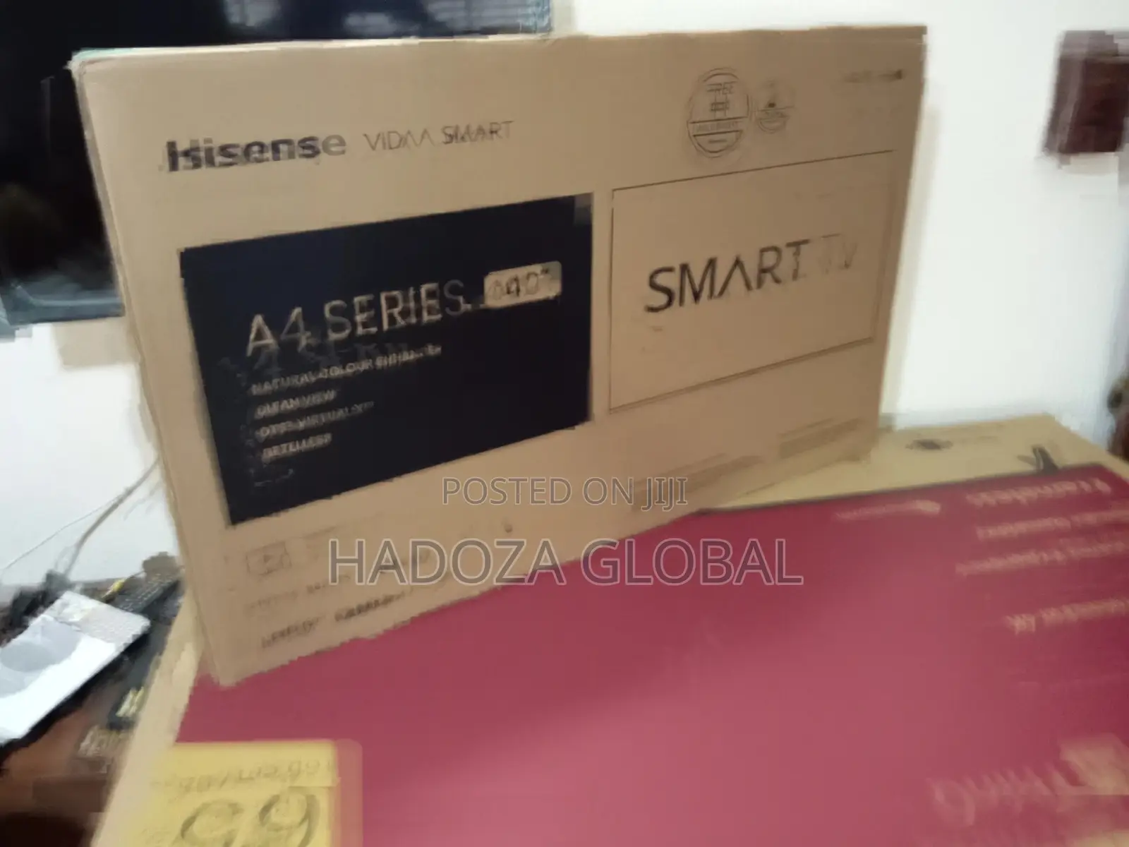 Durable Hisense Television 40" Smart With Vidaa OS + Netflix
