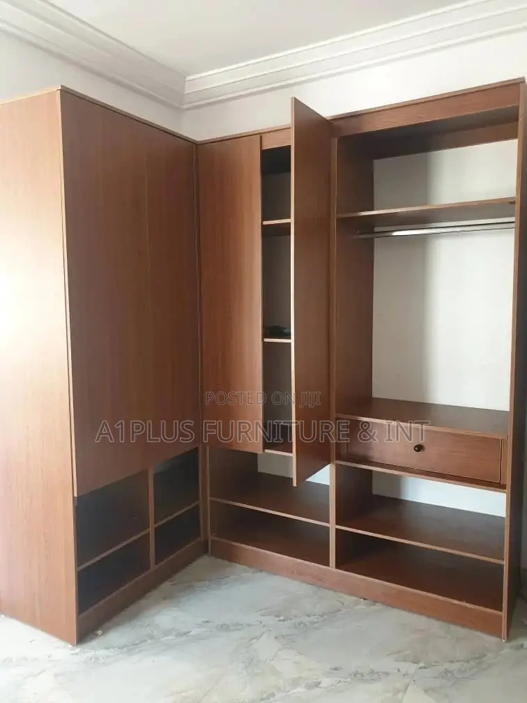 L-shape Standard Height Wardrobe In Matt Laminate Finish