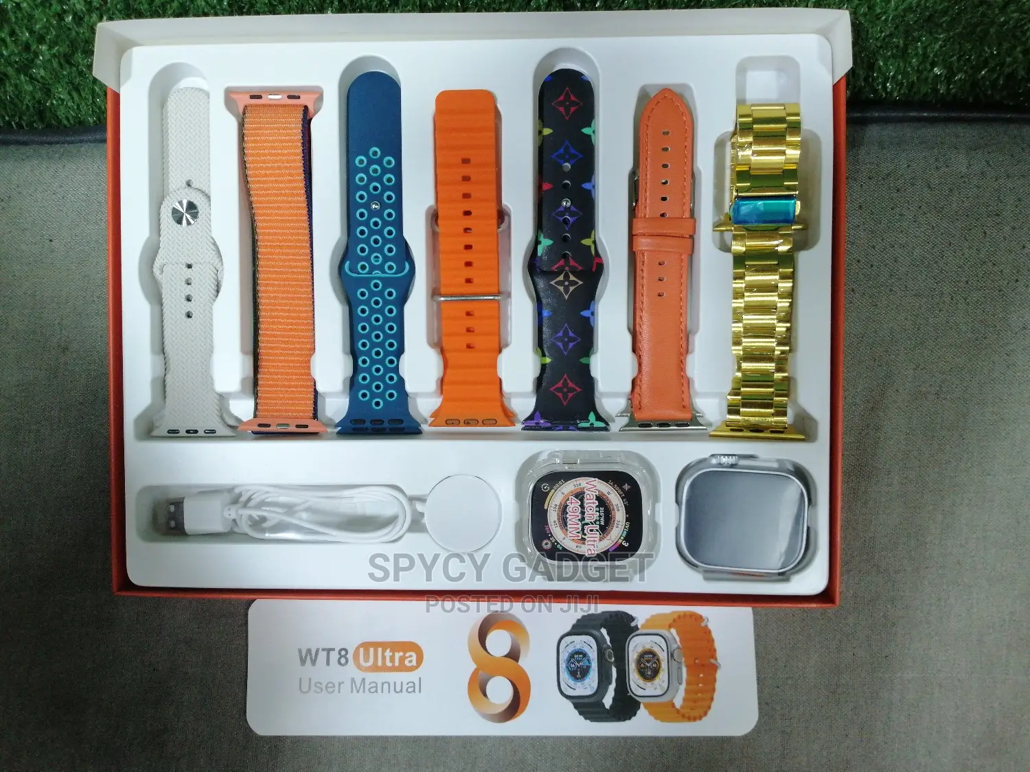 Ultra 8 Smartwatch With 7 Strap and Wireless Charger