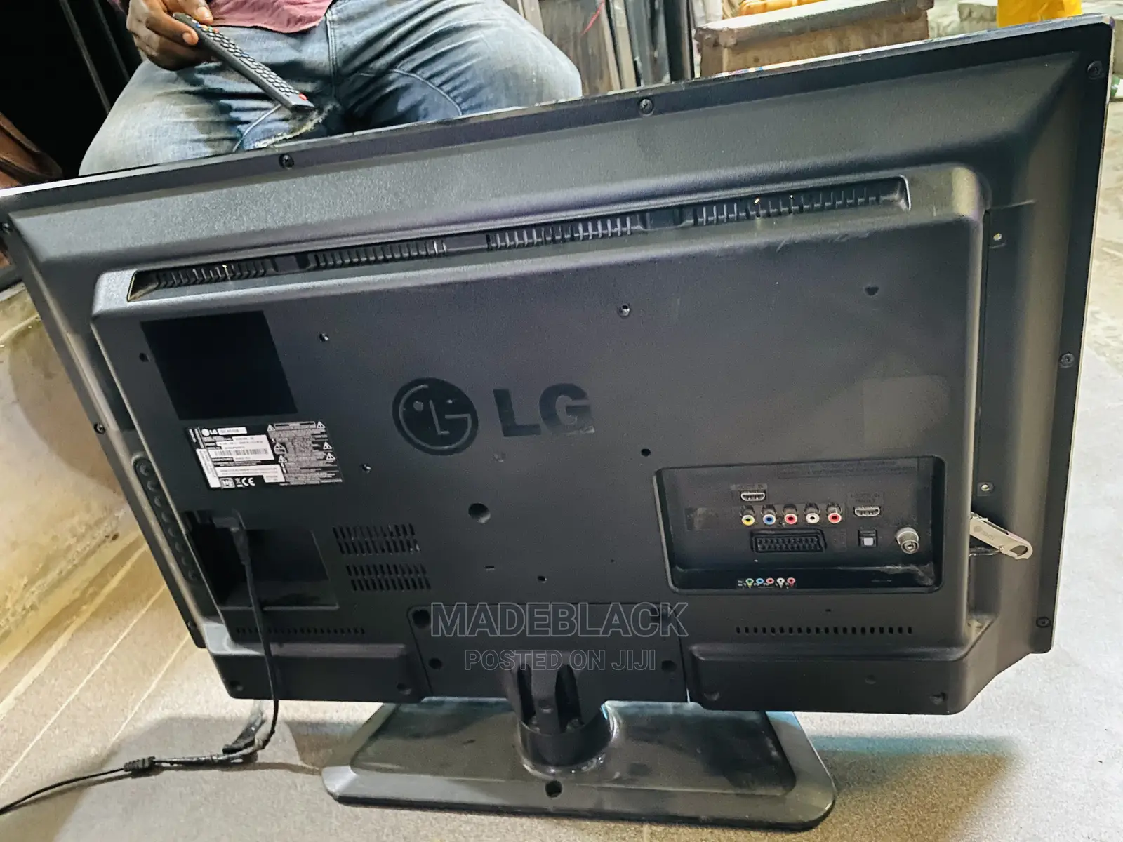 32 Inches LED LG Tv