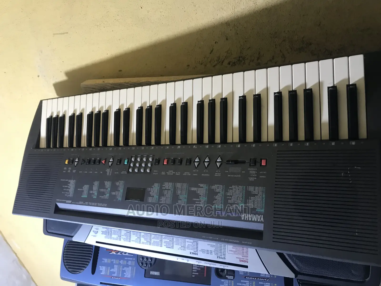 Yamaha PSR 300 Keyboard