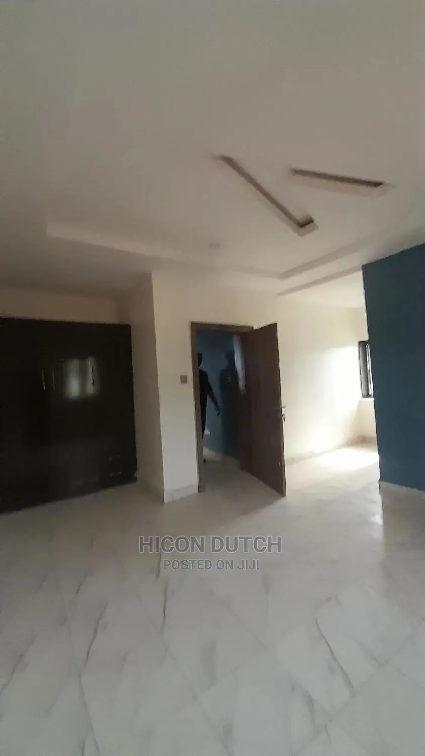 2bdrm Block of Flats in Katampe By Living for rent