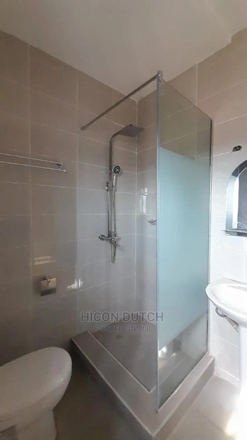 2bdrm Block of Flats in Katampe By Living for rent