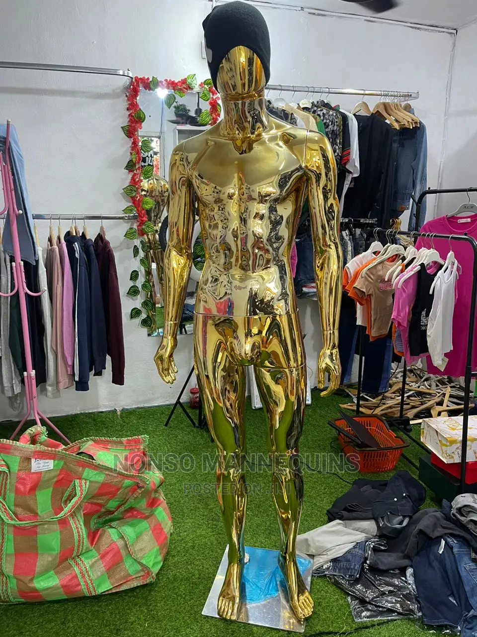 Brand New Gold Chrome Male Faceless Full Body Male Dummy