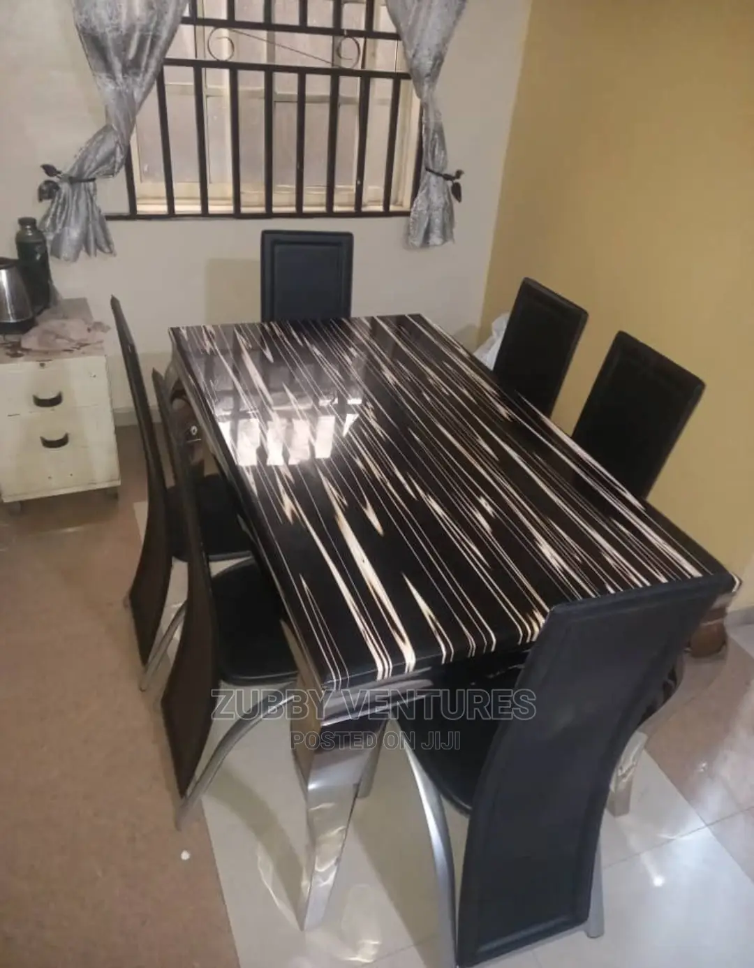 Brand New Quality and the Imported Dining With Qualitychairs