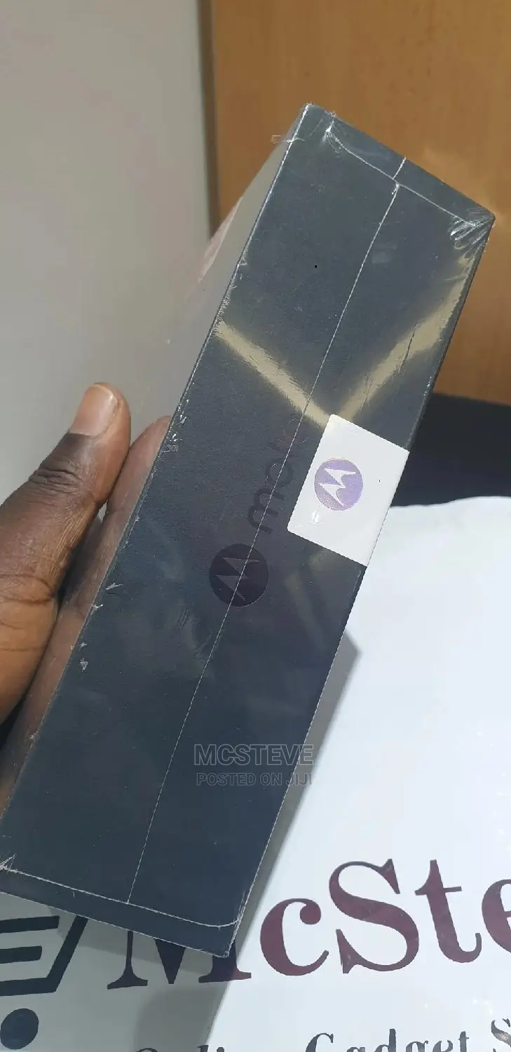 New Motorola Razr 2022 256 GB Gray