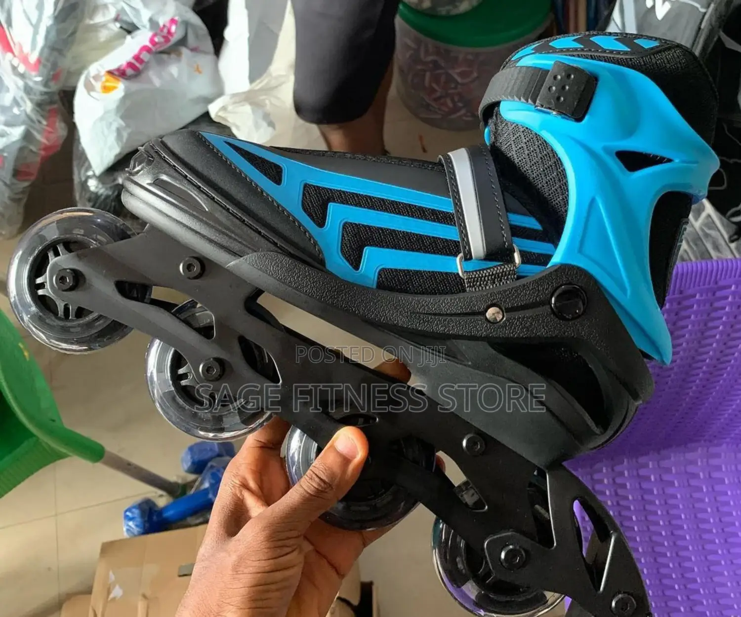 Roller Skate With Adjustable Aluminum Bracket