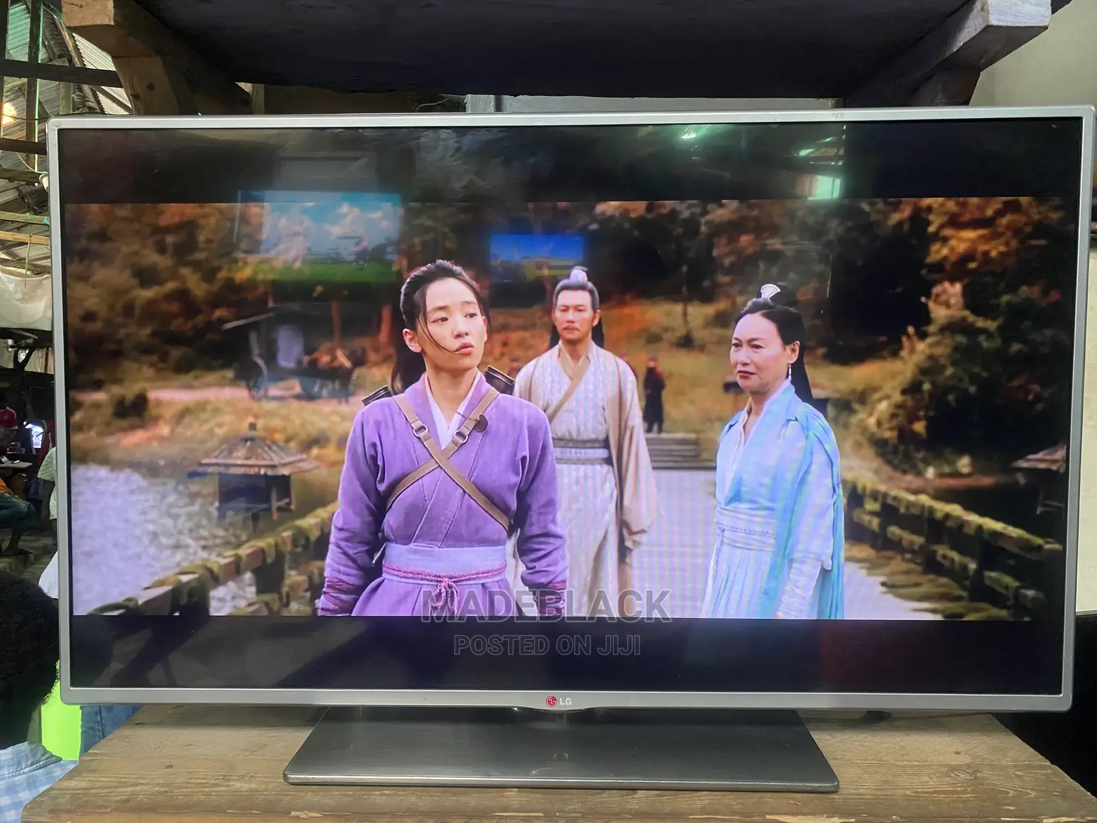 LG 42 Inches Smart Tv