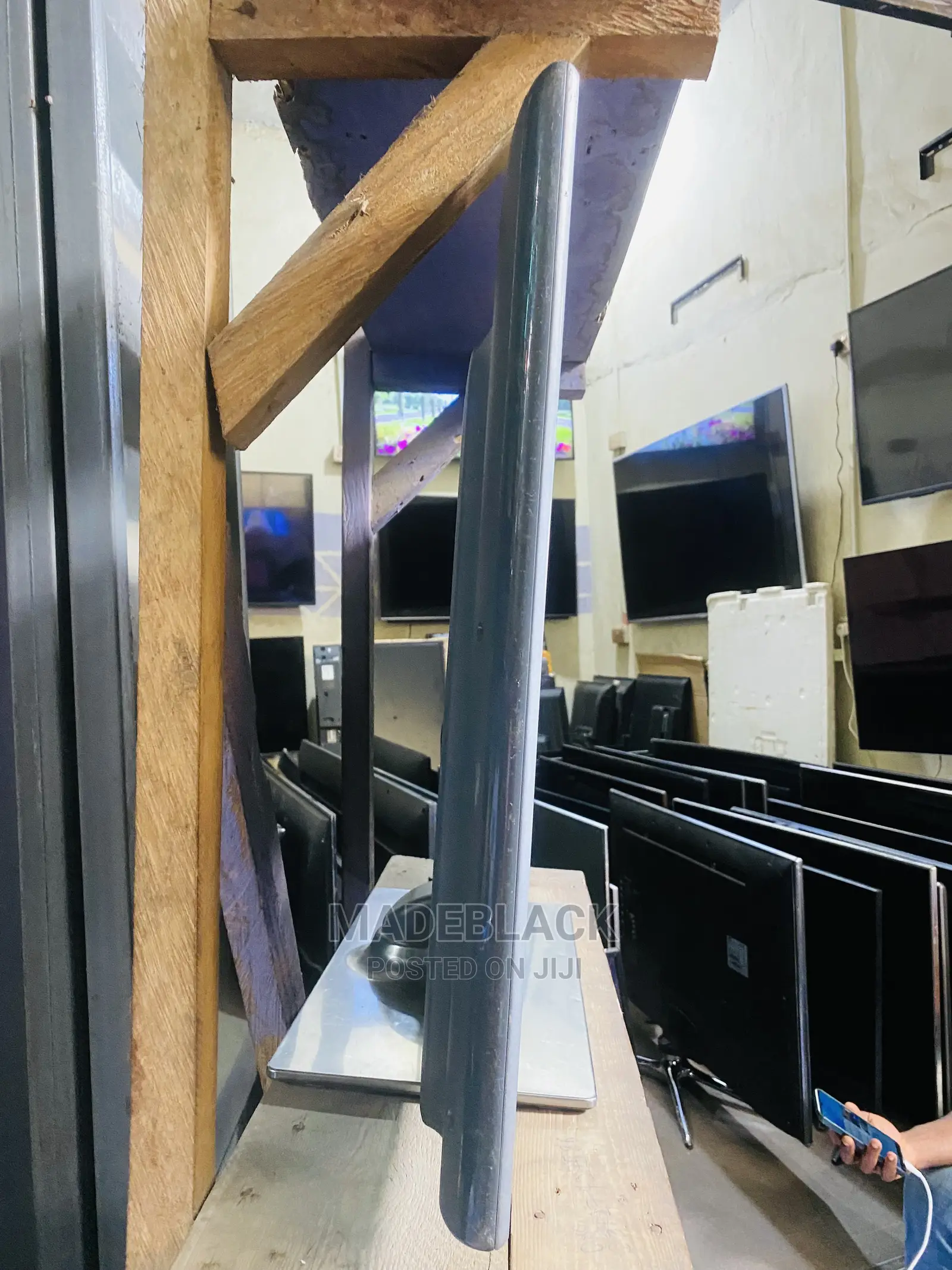 LG 42 Inches Smart Tv
