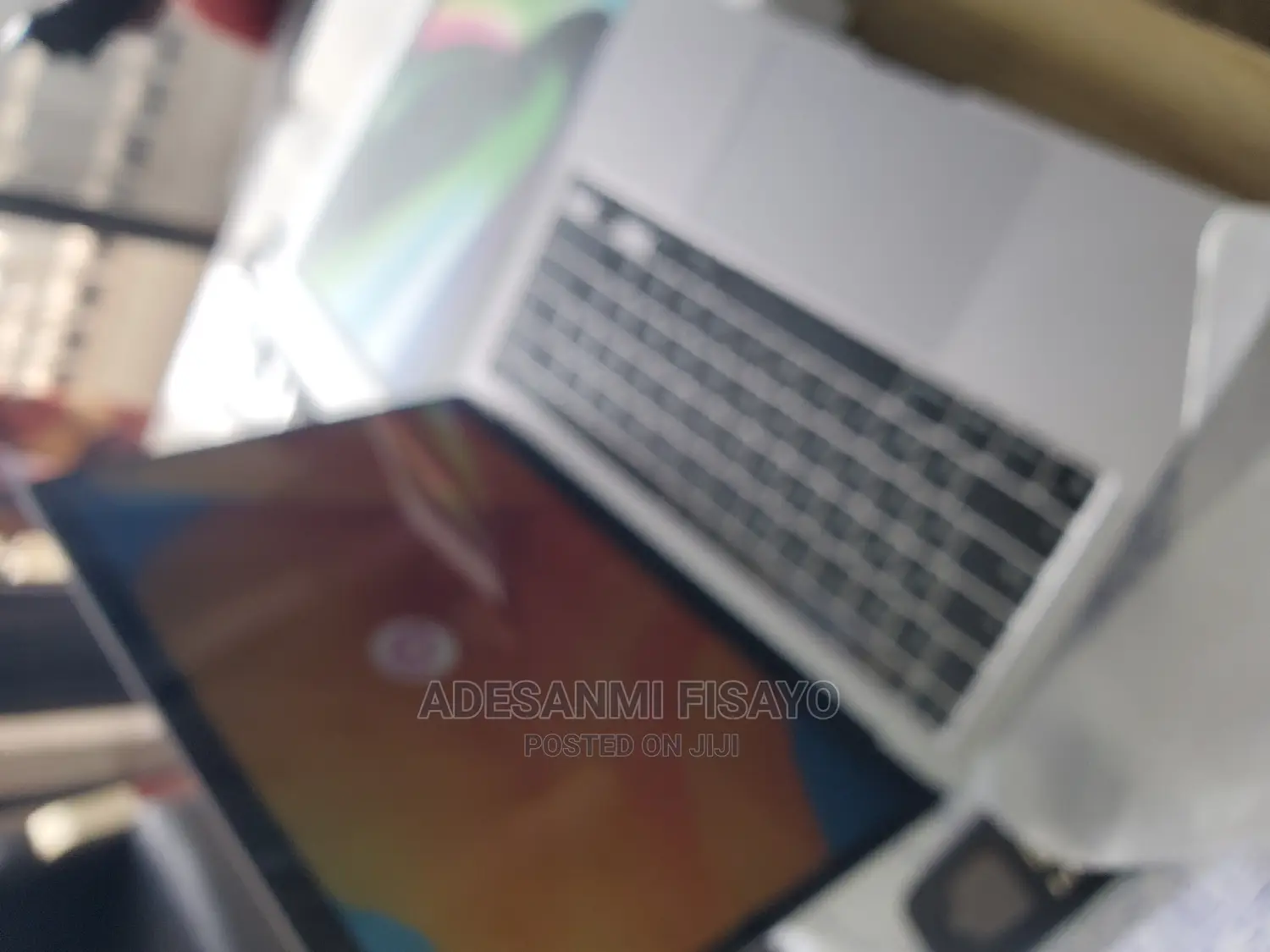 Laptop Apple MacBook Pro 2022 M2 8GB Apple M2 SSD 512GB