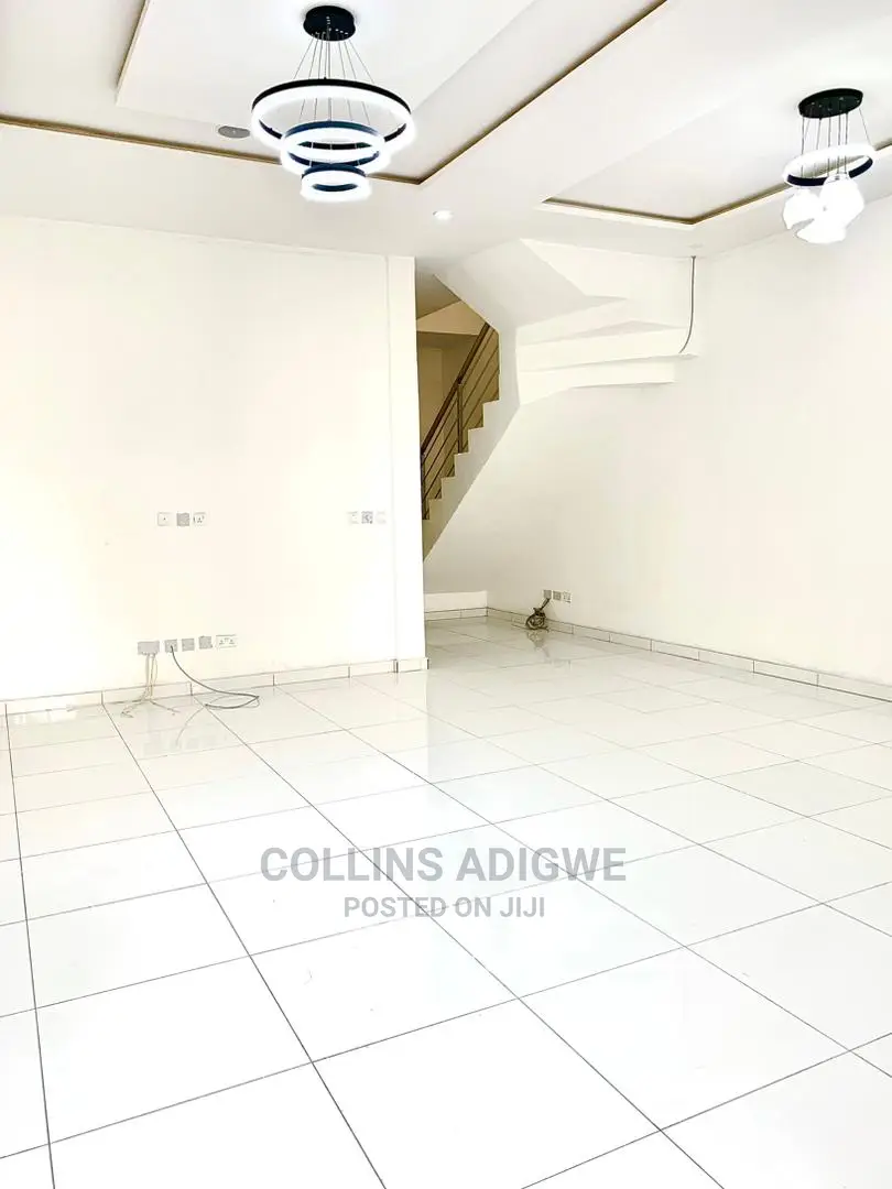 4 Bed Duplex Semi Detached