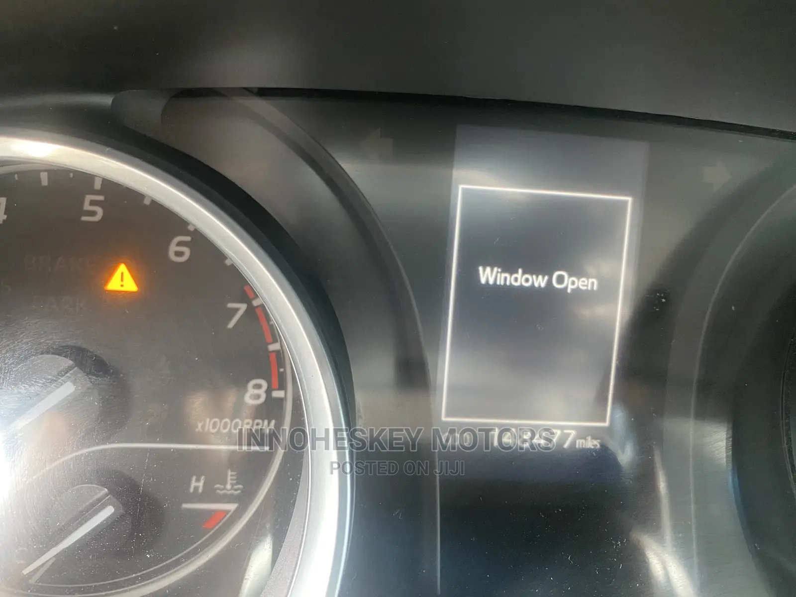 Toyota Camry SE (2.5L 4cyl 8A) 2019 Gray