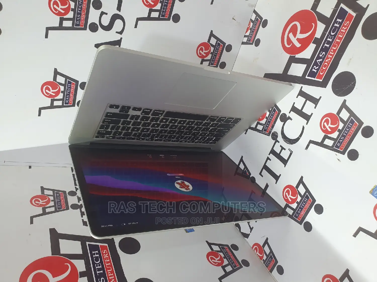 Laptop Apple MacBook Pro 2015 8GB Intel Core I5 SSD 256GB