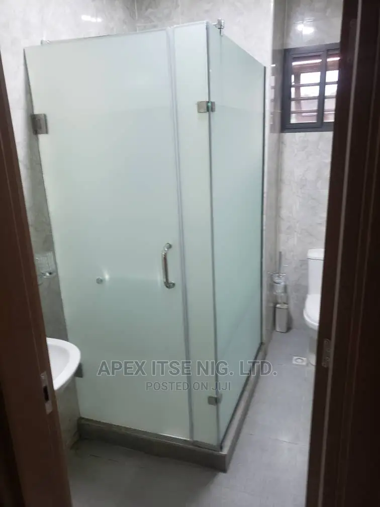 Luxury Frosted Shower Cubicle