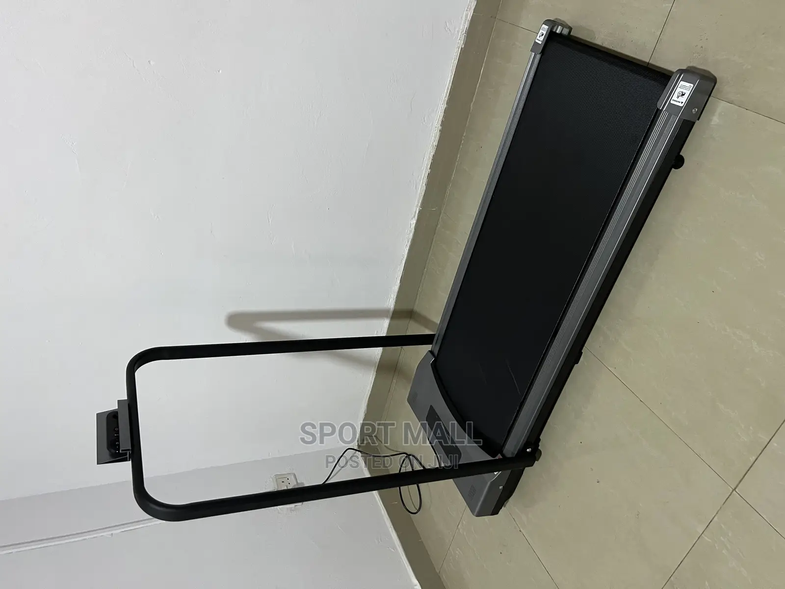 1.5hp Treadmill Machine With Handrail