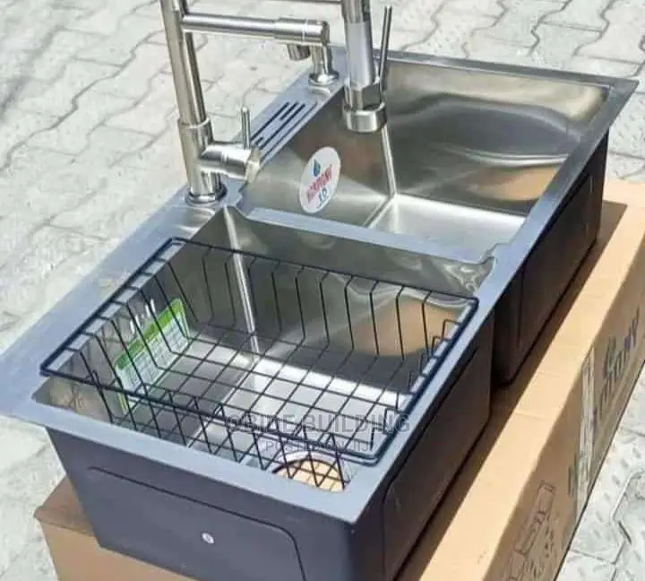 H.M Kichen Sink