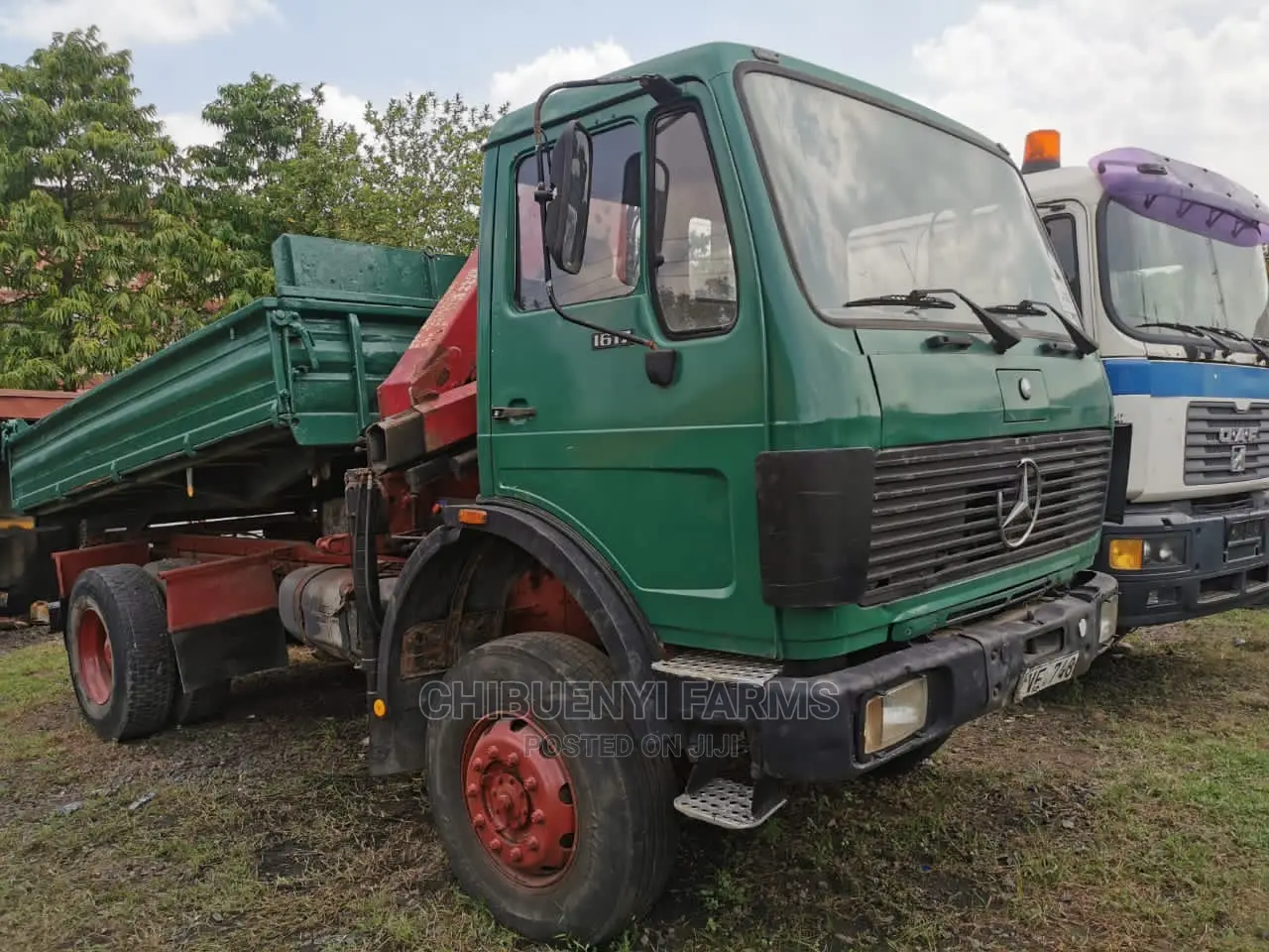 Tipper Mecedeces 1617 (3-Tipping/Auxiliary)