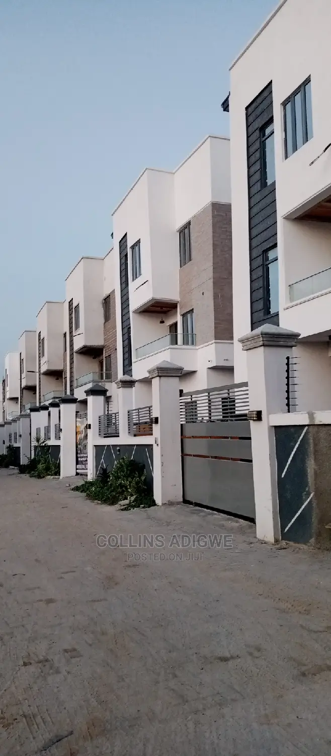 4bdrm Duplex in Gated And Sercured, Ikate for sale