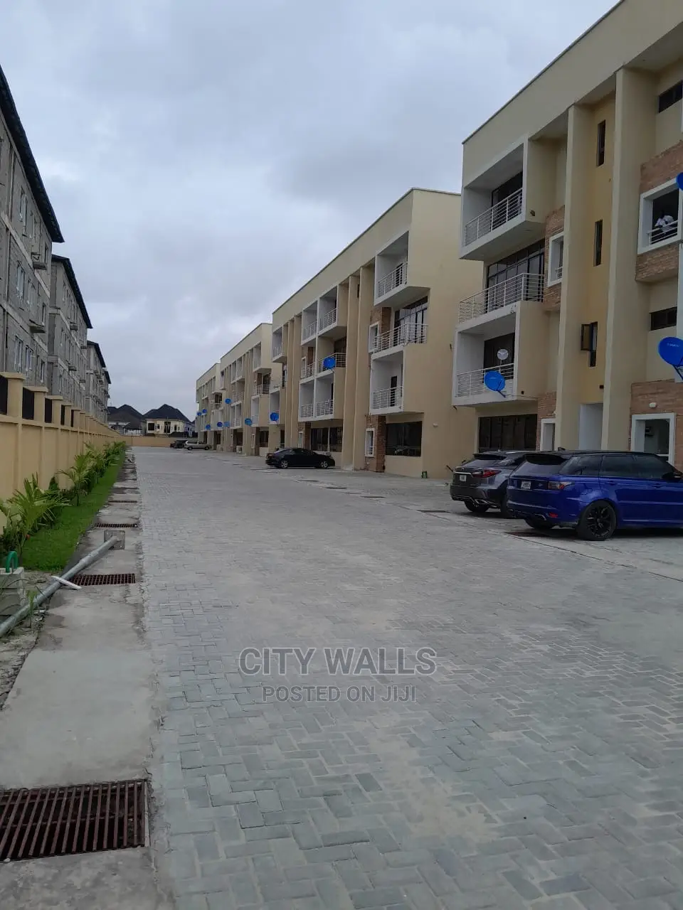 4bdrm Maisonette in Chevron for rent