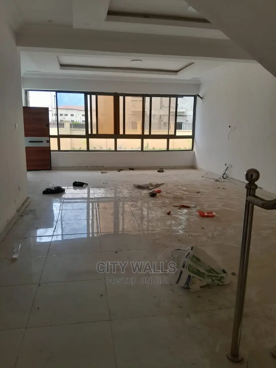 4bdrm Maisonette in Chevron for rent