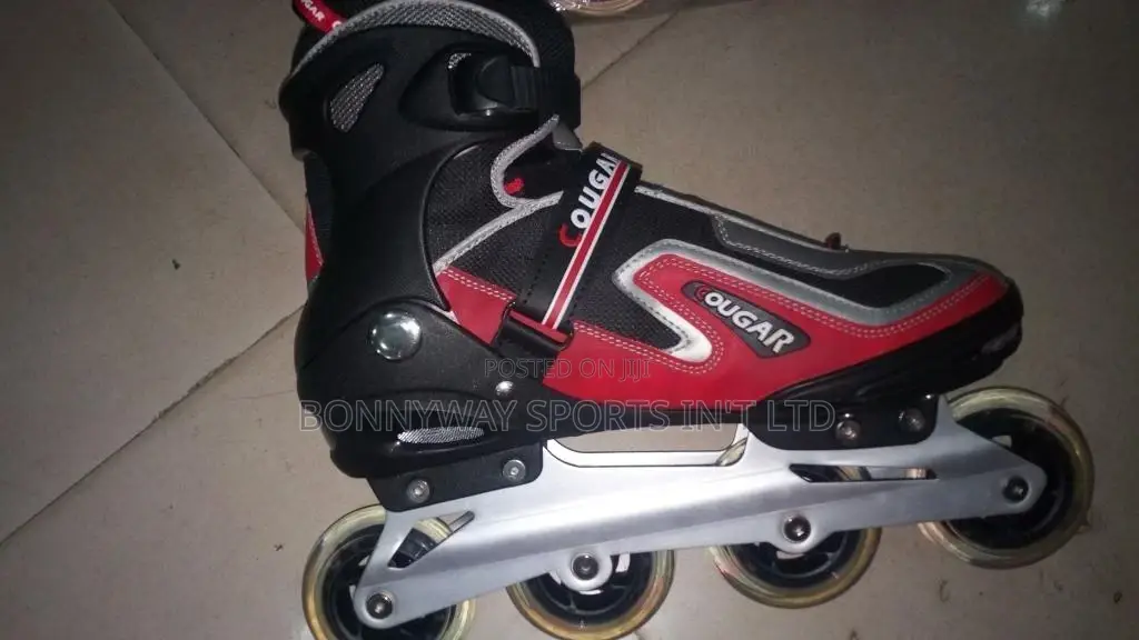 Professional Adult Skating Shoe With Big Leg