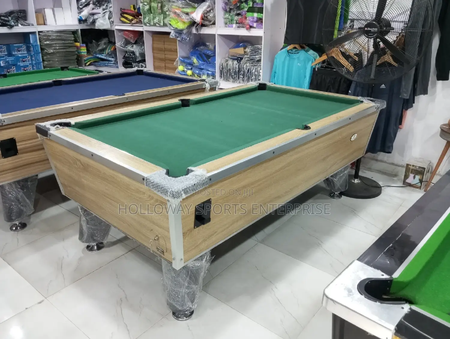 Outright Snooker Table