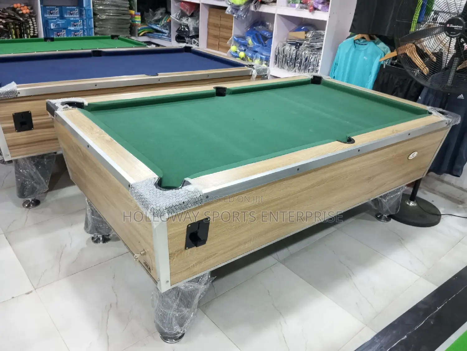 Unrivaled Snooker Table