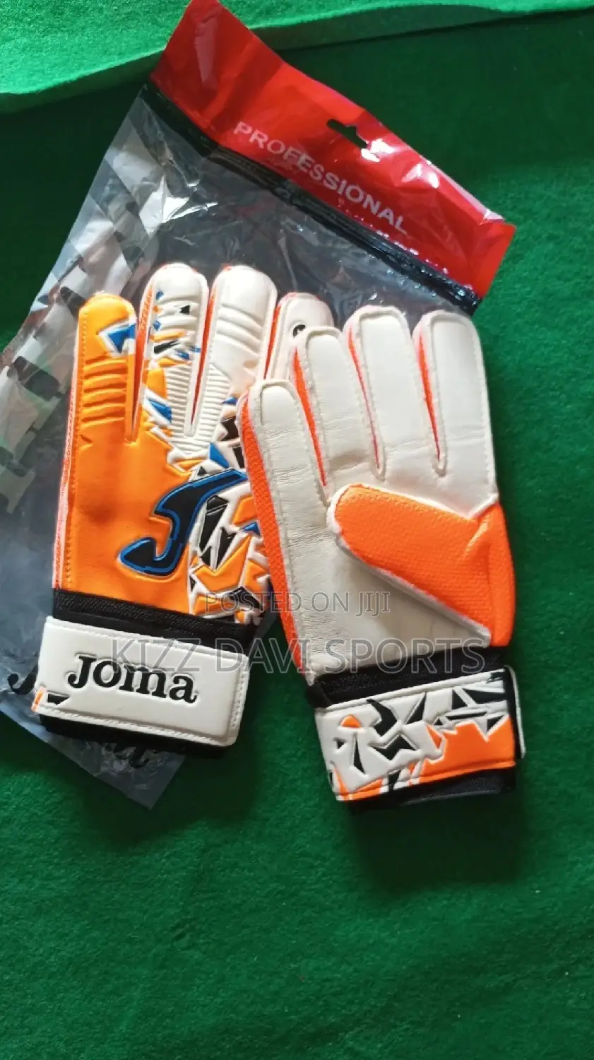 Joma Keeper Gloves