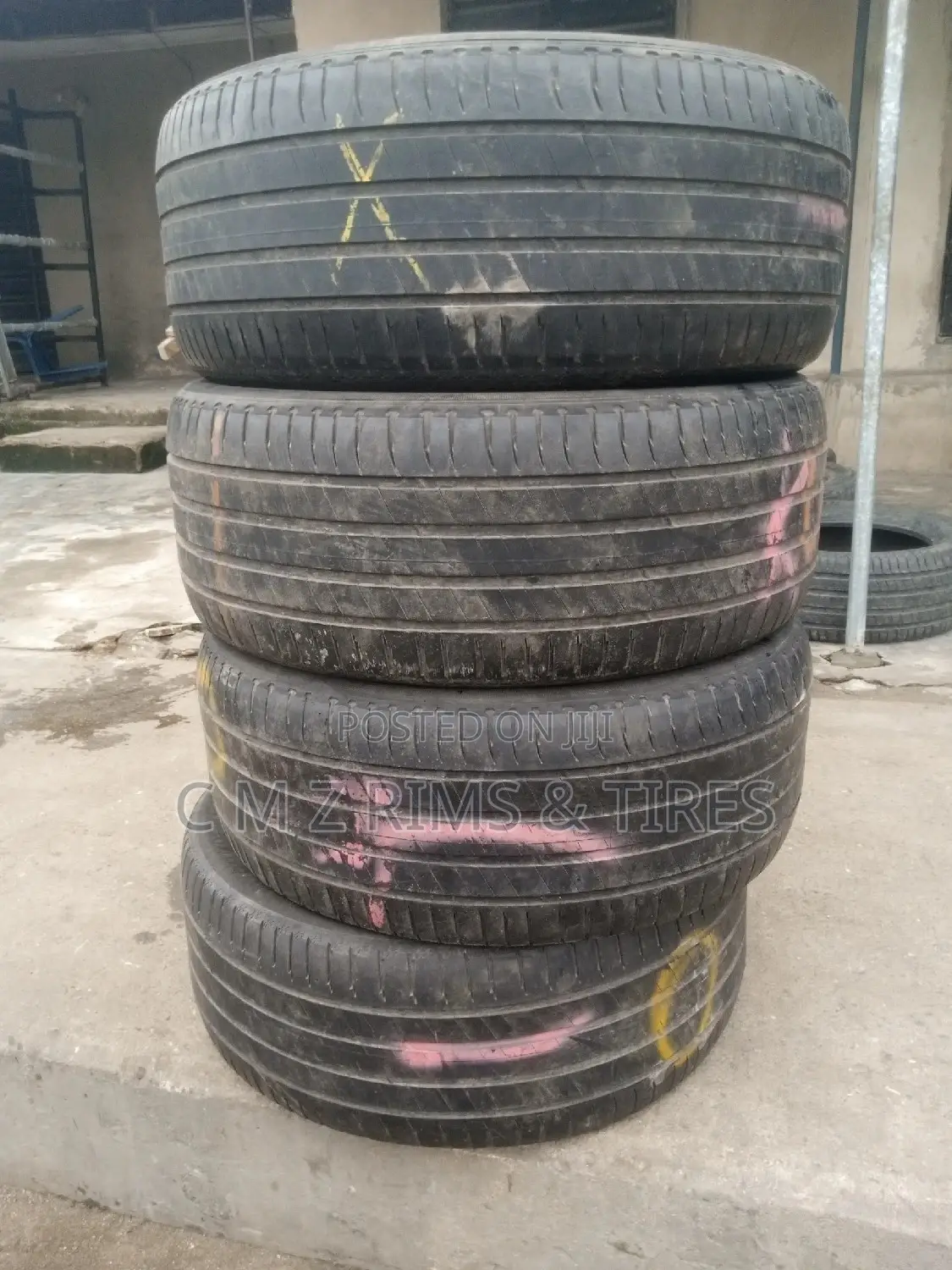 275/50r20 for Toyota Venza