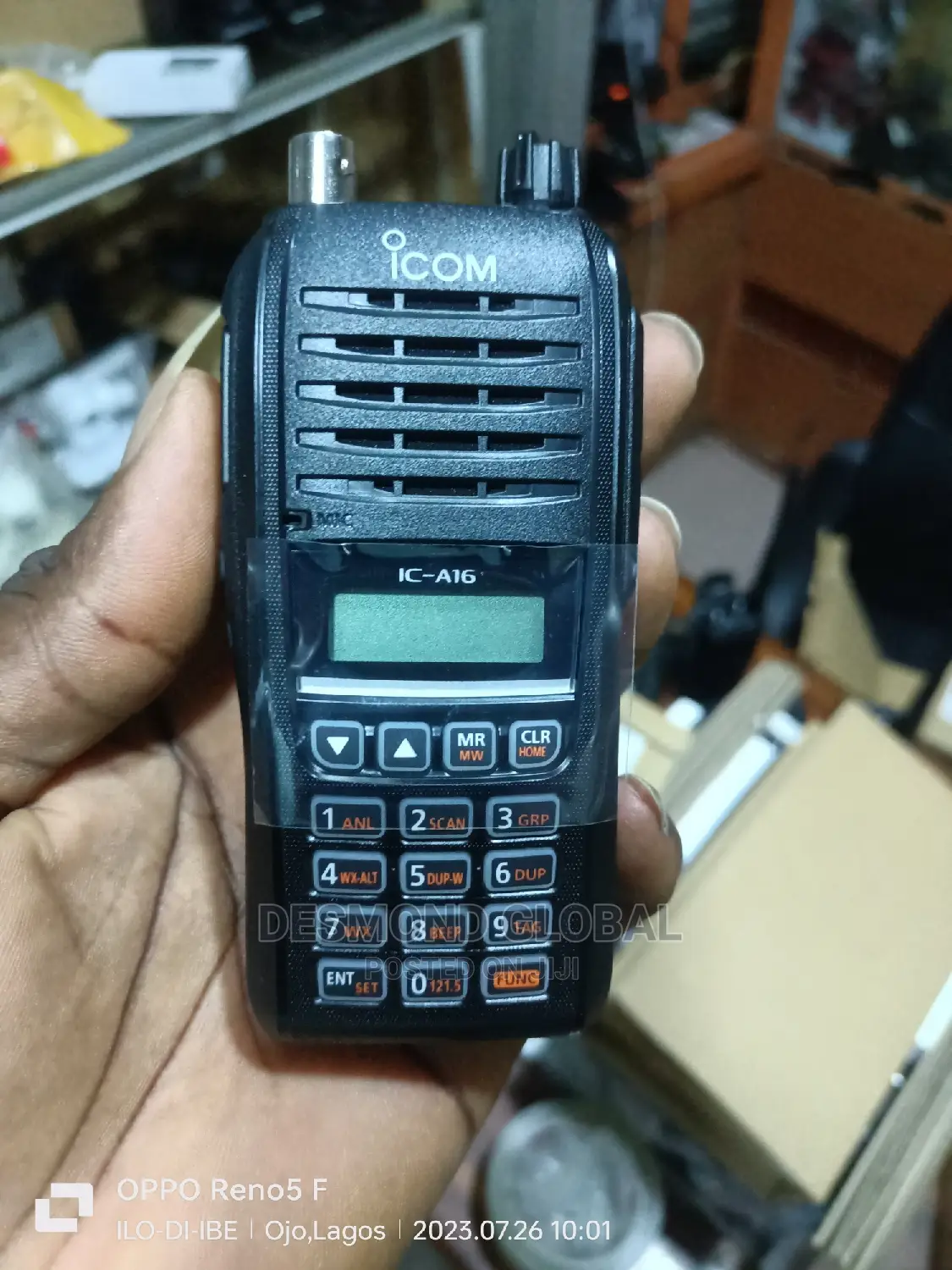 ICOM A16 Airband Ground-to-Air Walkie Talkie