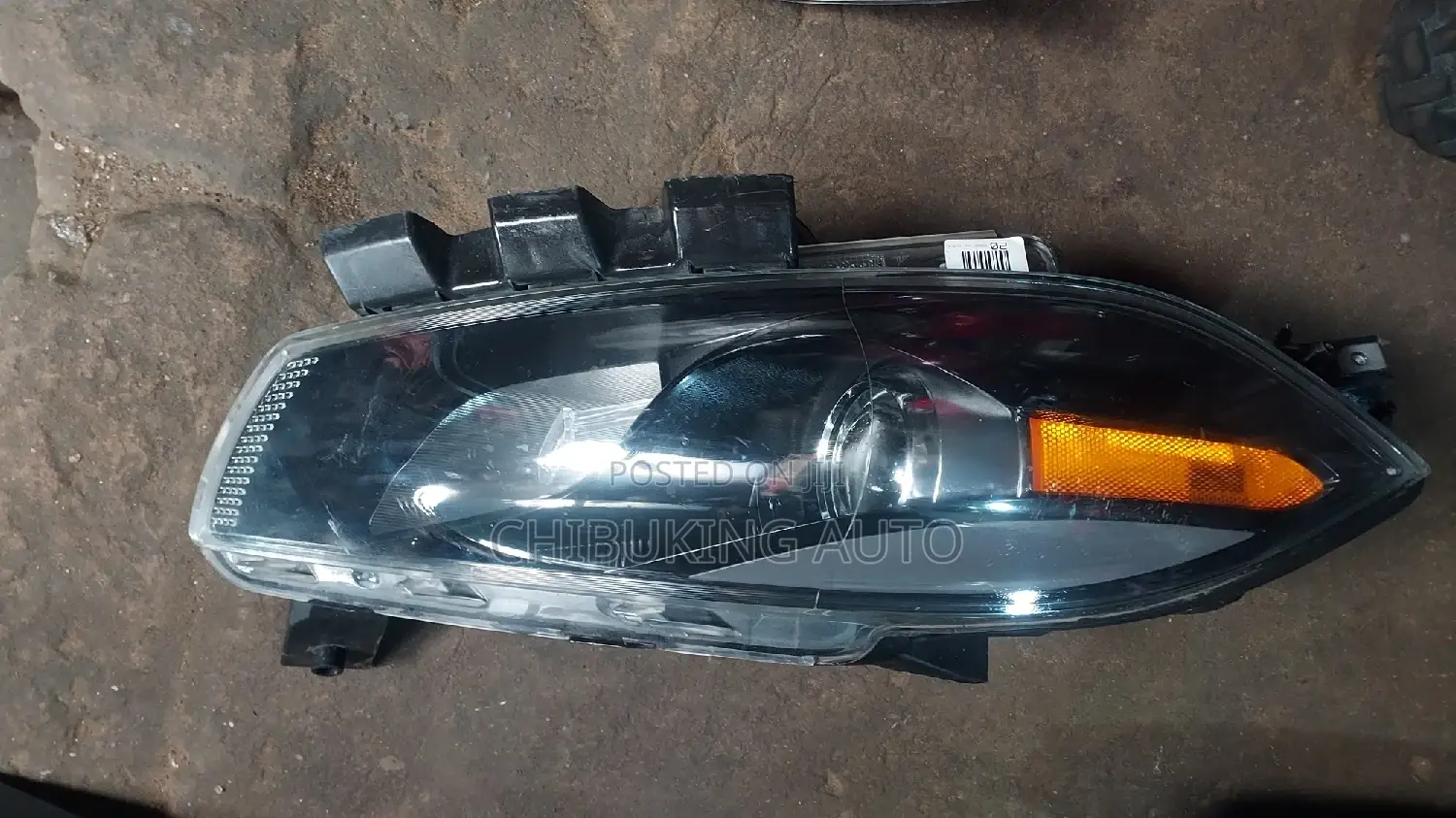 Headlamp Dodge Dart 2012