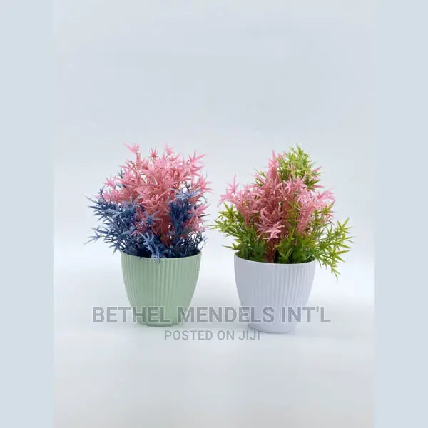 Decorative Tabletop Flowers Available for Bulk Sales